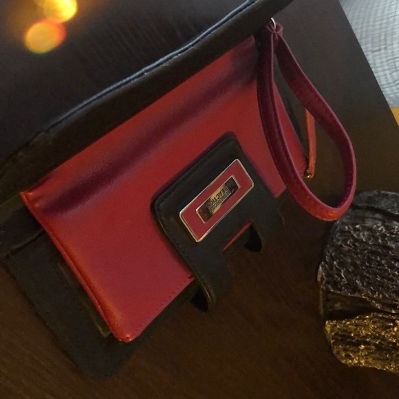 Kenneth Cole - Picture 3 of 5